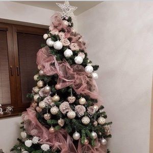 Meet your Posher, Edith